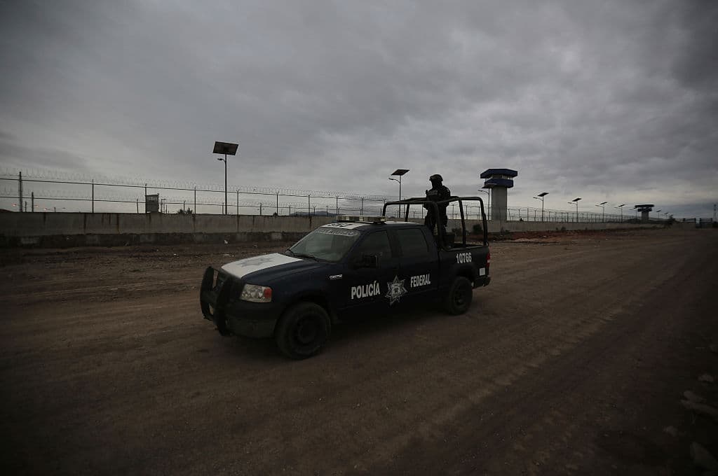 Juez otorga amparo a 'El Chapo' para que lo regresen al penal de El Altiplano