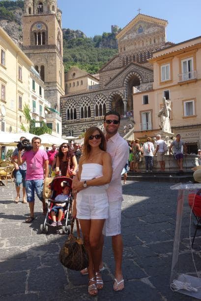 Pero fue en el año 2006 cuando, gracias a una amiga en común, esta parejita se vio por primera vez sin imaginar que formarían una bella familia.