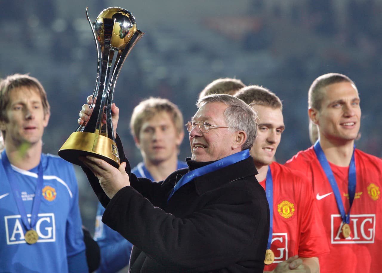 El Escocés antes tenía dos bares, uno llamado ‘Fergie’s’ y justo abajo de este tenía otro con el nombre de ‘Elbow Room’.