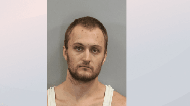 Atrapan a presunto ladrón de autos en Carolina del Norte