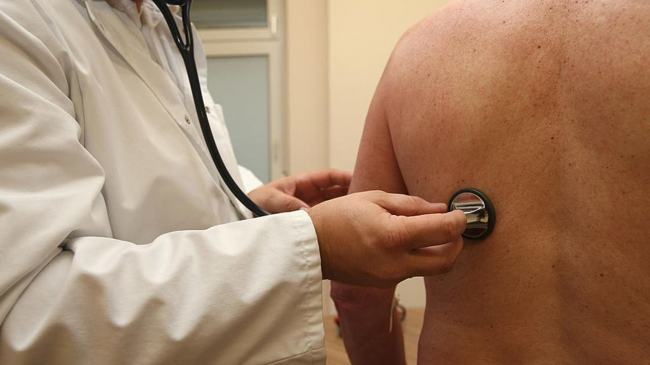 Se investigan varios casos de enfermedad del legionario en Burbank 
