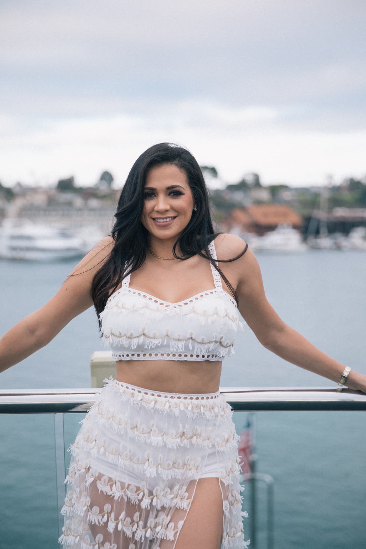 Carla se veía hermosa con este atuendo.