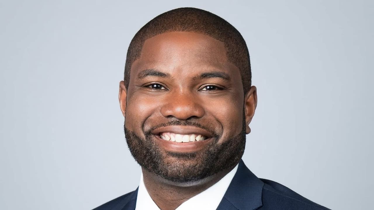 Quién es Byron Donalds: perfil, trayectoria y propuestas del candidato a la gobernación de Florida