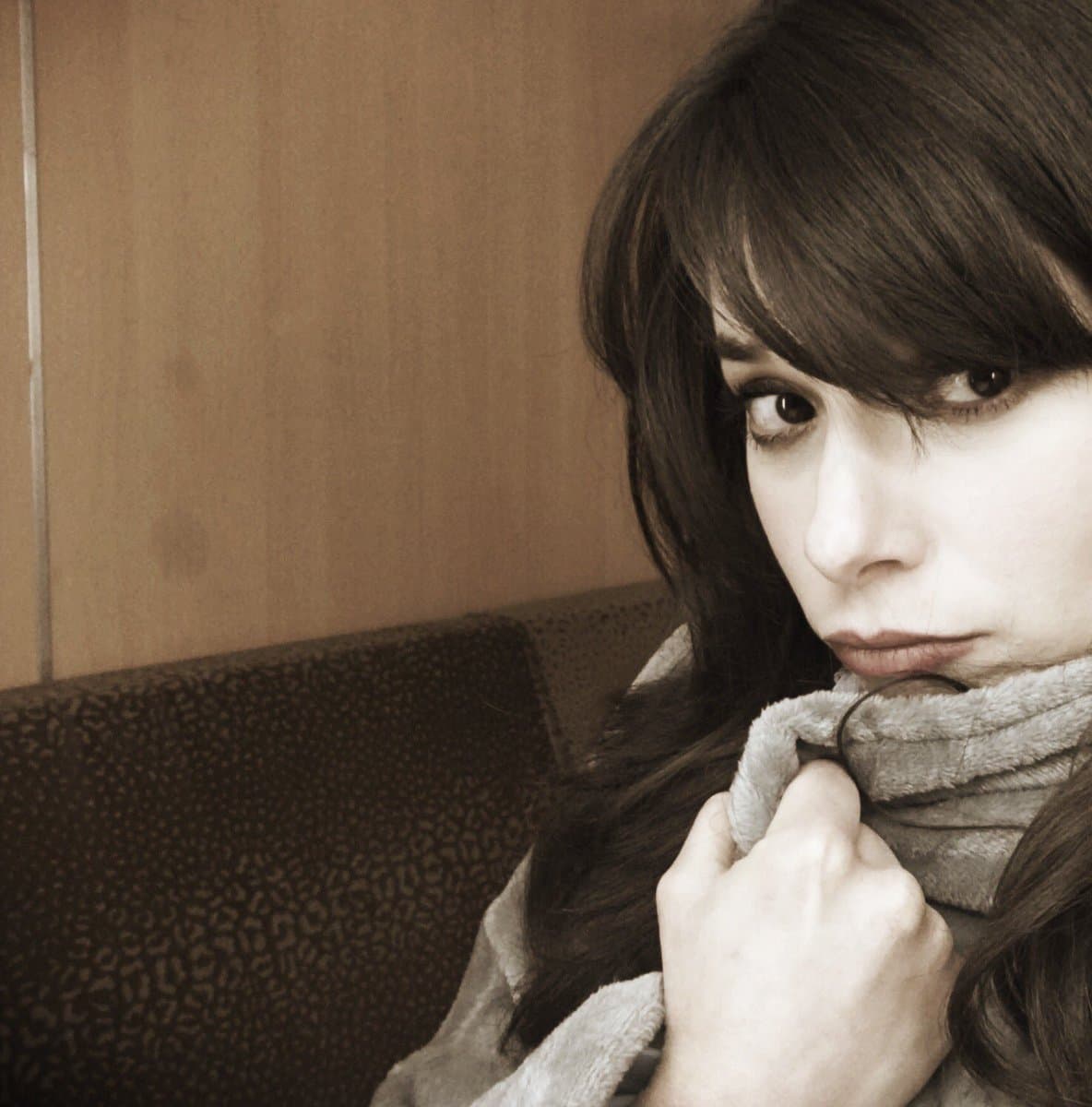 Mientras la veíamos en 'Vecinos', 
<b>Perea</b> siguió trabajando en otras series como 'El Pantera' (2007) y 'Terminales' (2008), y en cine con películas como 'Temporada de patos' (2004) y 'Hasta el viento tiene miedo' (2007)
<i>.</i>