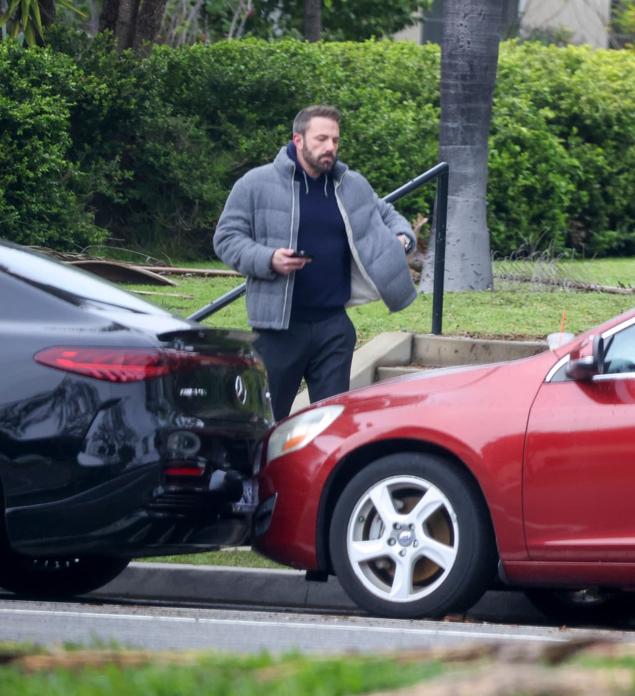 No es la primera ocasión en que Ben Affleck se ve envuelto en un incidente con su auto desde que está con JLo.
<br>