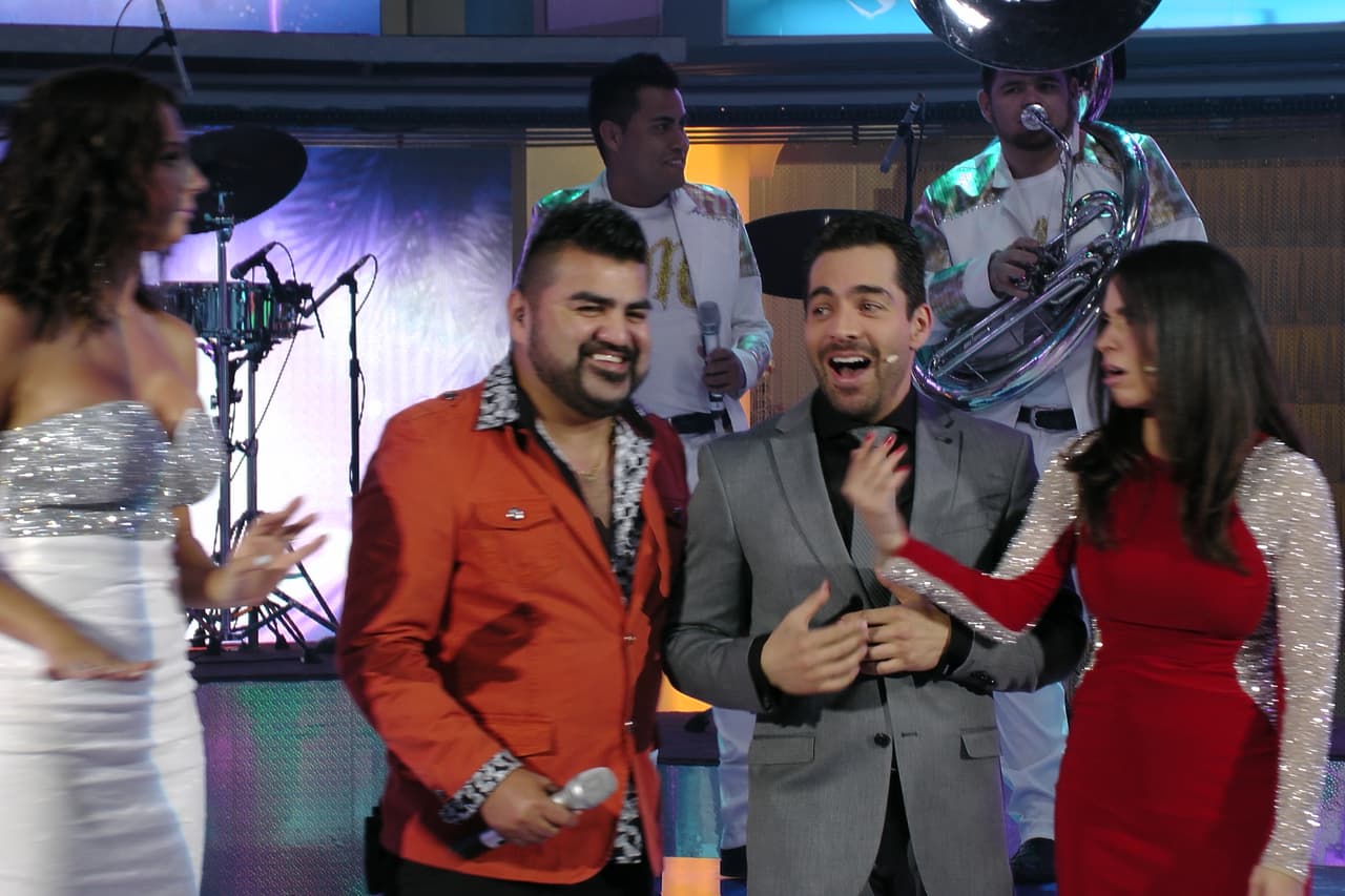 Mimoso y los Chicos Pop deleitaron a su público antes de que acabara el 2015.