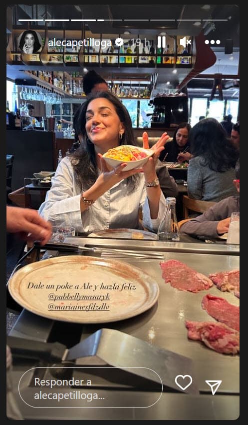 Ahí, 'Ale' Capetillo degustó de un 'poke'. 
<br>