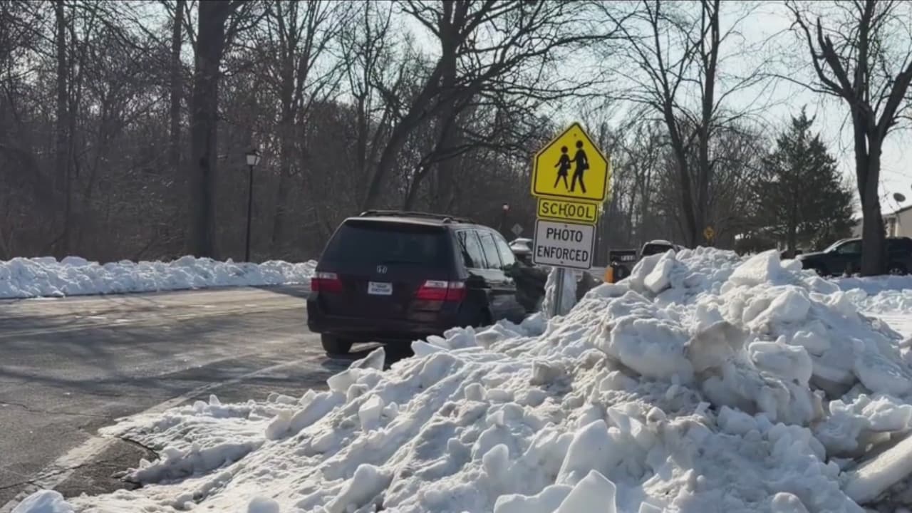 Caminos llenos de nieve complican asistencia a escuelas de Montgomery y Prince George’s