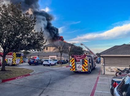 Residentes de 21 unidades de un complejo de apartamentos fueron desplazados el martes debido a un incendio en Round Rock.