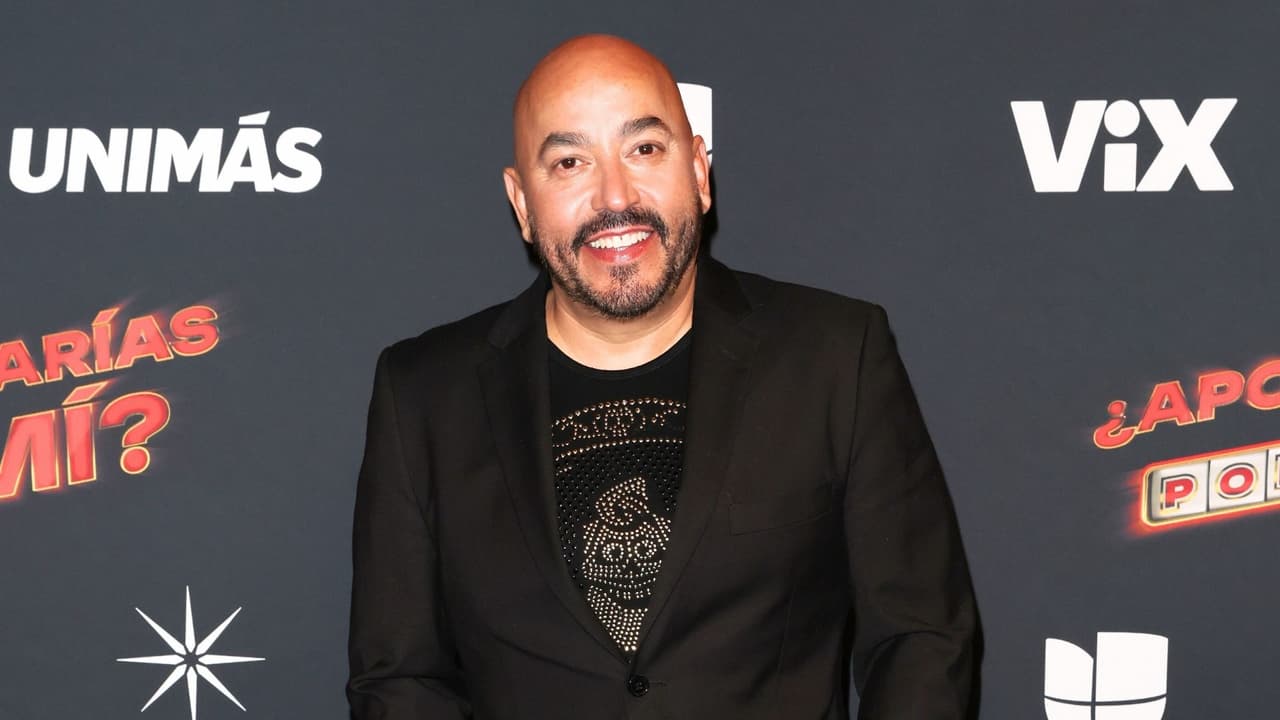 Lupillo Rivera quiere participar en ¿Apostarías Por Mí? y ya tiene rivales