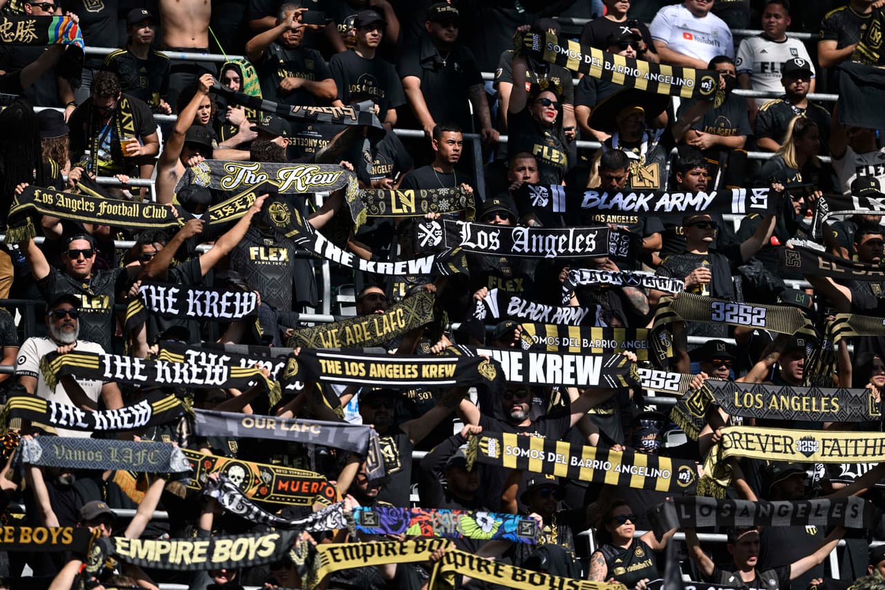 Una nube de bufandas en alto saludarán a la esperada Final por la MLS Cup.
<br>