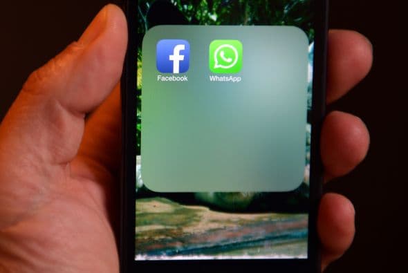 El trato potenciará así el número de usuarios de la mayor red social del mundo al sumarse los 450 millones de usuarios de WhatsApp. Facebook señala, además, que el 70 % de estos usuarios utiliza WhatsApp cotidianamente y que más de un millón de personas abren una cuenta al día. En cuanto al número de mensajes enviados a través de este servicio, "se acerca al volumen entero de SMS de operadores de telecomunicaciones mundiales", asegura.