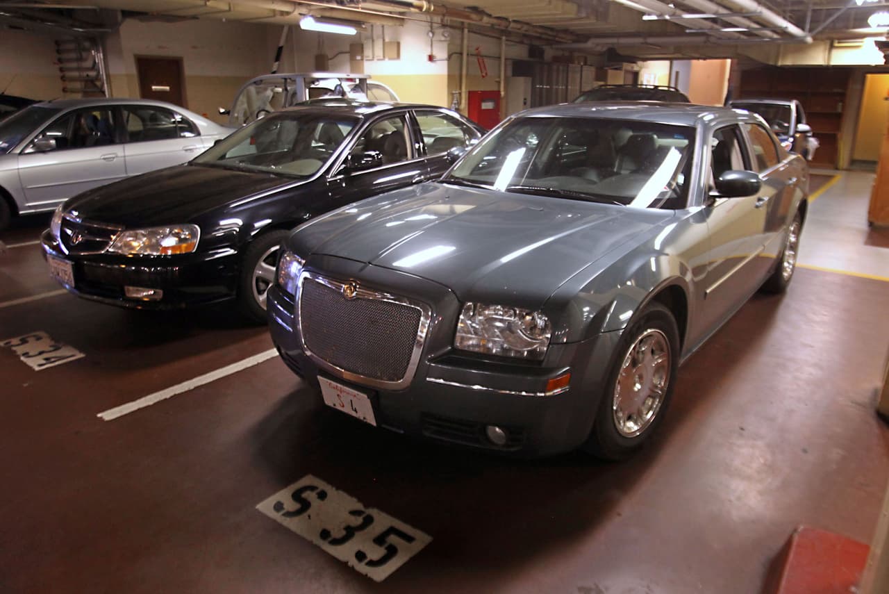 Impuestos de lotes y garages de estacionamiento.