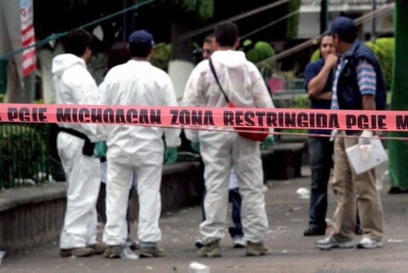 La Familia ha sido responsabilizado de parte de la violencia del crimen organizado que ha dejado en todo el país más de 35 mil asesinados desde diciembre de 2006, cuando el presidente Felipe Calderón lanzó una ofensiva contra los carteles de las drogas.