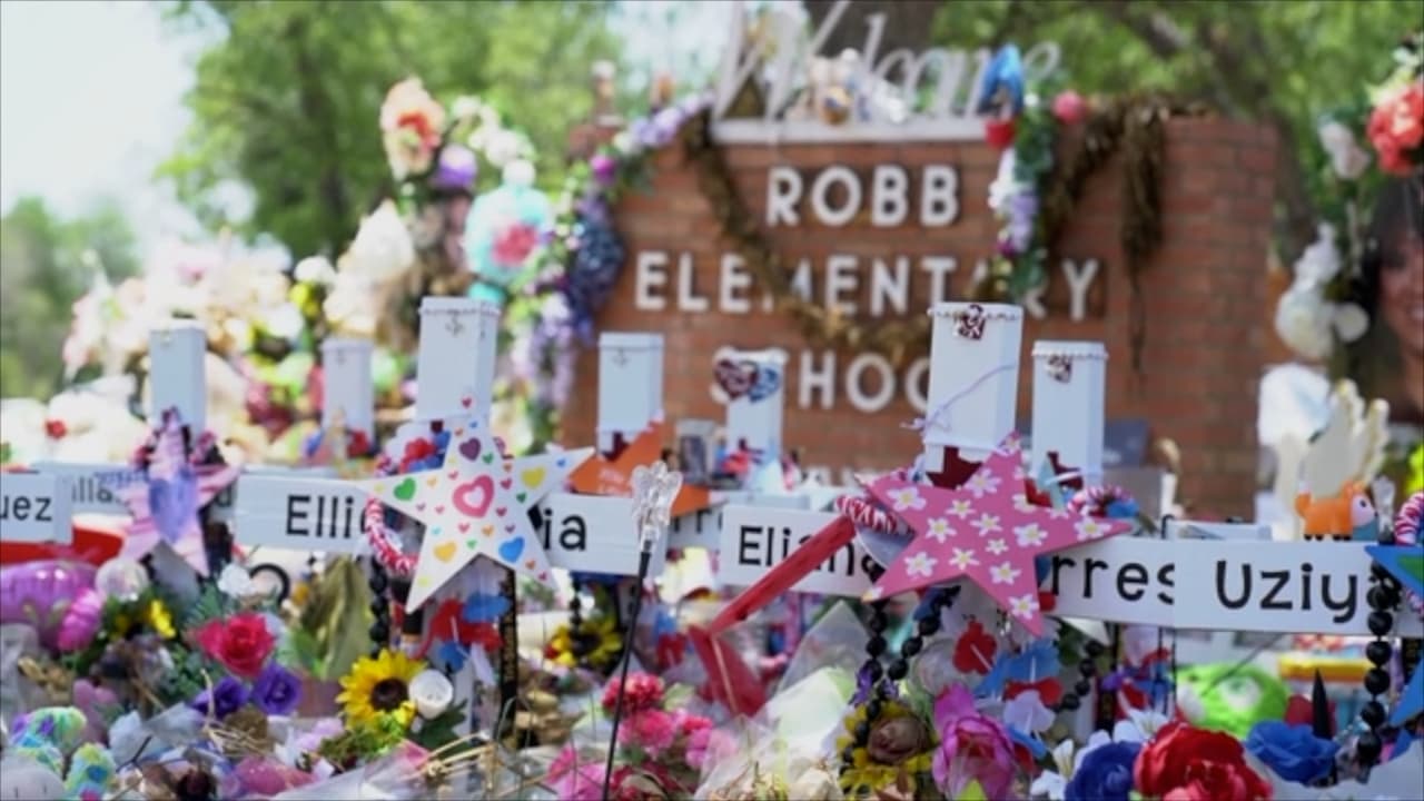 Reacciona Uvalde al despido del jefe de policía Pete Arredondo por el tiroteo