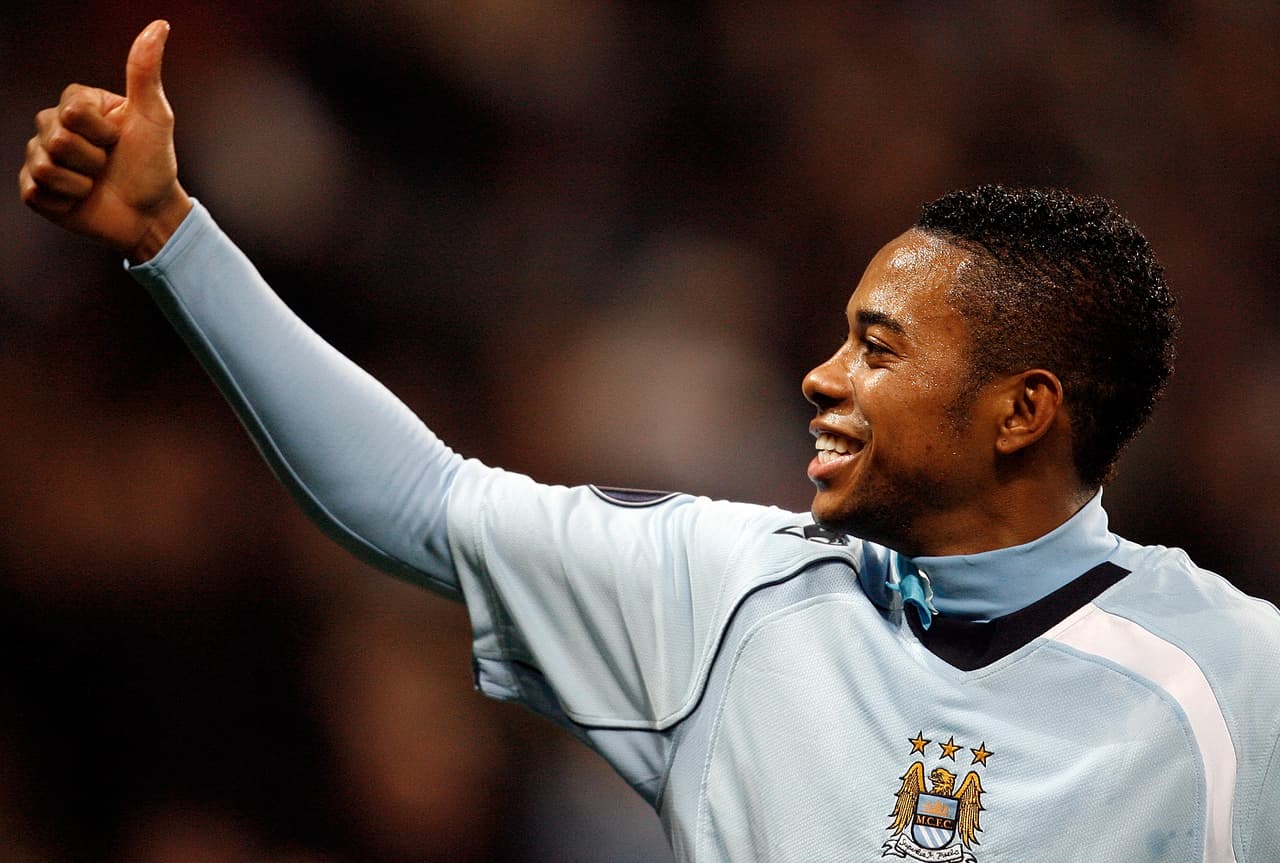 <b>Robinho (2008-2009)</b>
<br>Club de procedencia: Real Madrid
<br>Destino: Manchester City
<br>Costo: 43 MDE (millones de euros)