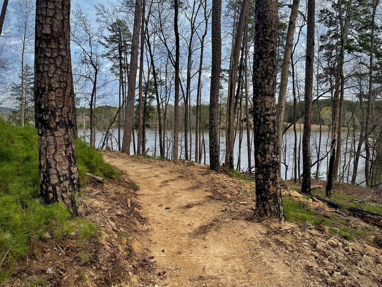 El parque cuenta además con 37 millas de senderos para andar a pie y 19 millas más para explorar a caballo.