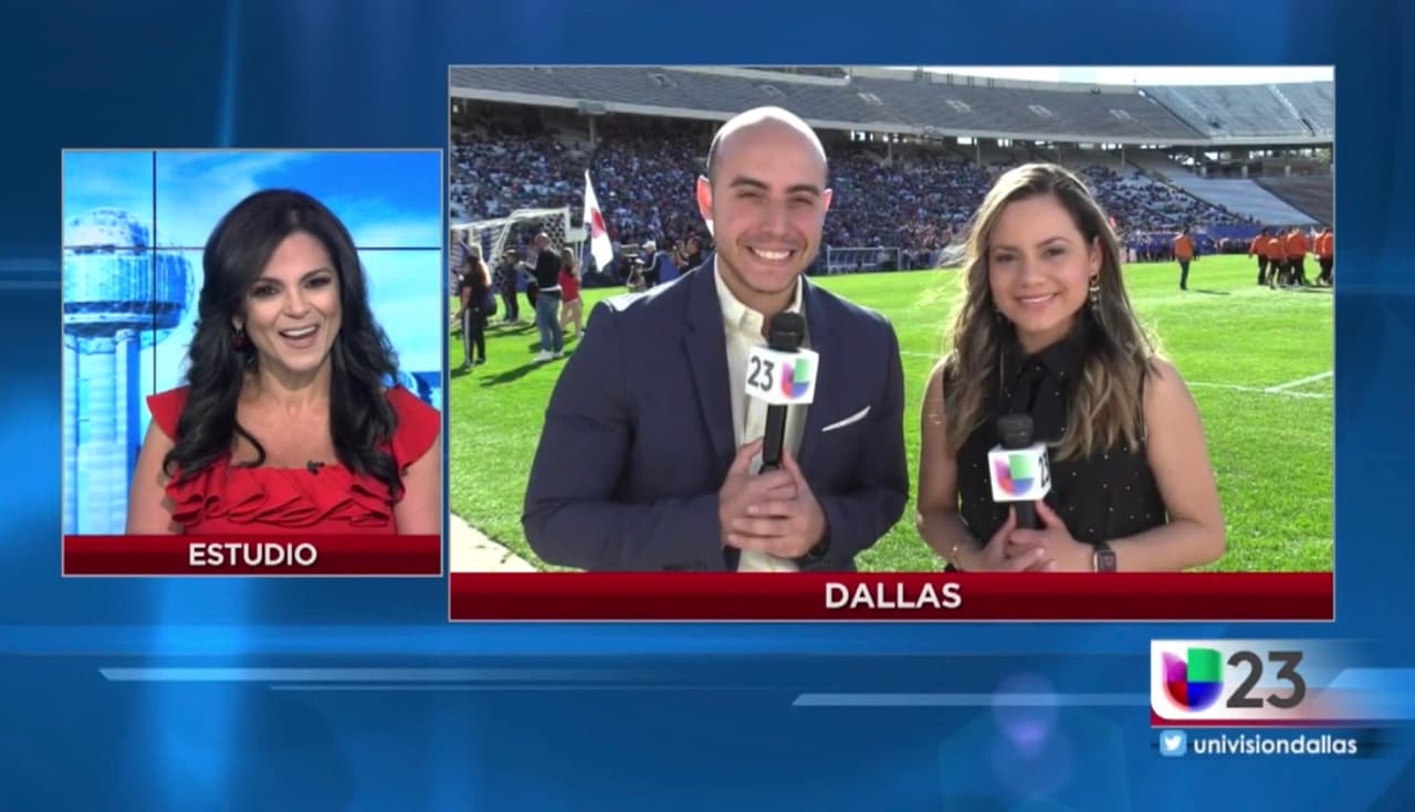 Andrea Rega, presentadora del fin de semana junto a Pedro Silva de Contacto Deportivo y Cynthia Lemus.