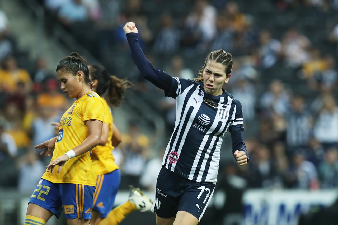 A través de Alicia Cervantes, con ese golazo que ponía 2-1 el marcador, 3-2 en el global afavor de Tigres, y con bastantes minutos por delante, se ilusionaba la afición de los de casa.