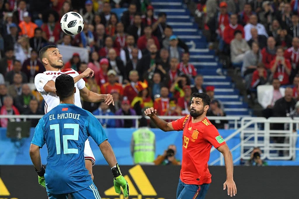 Para el segundo tiempo, España siguió su embestida y Marruecos siempre estuvo concentrado para impedir la igualdad, incluso evitando oportunidades casi desde la raya.