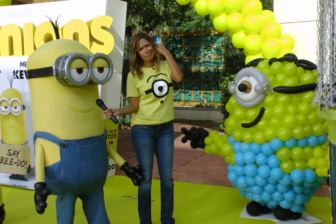 ¿Qué dice? Karla no entiende el lenguaje de los Minions.