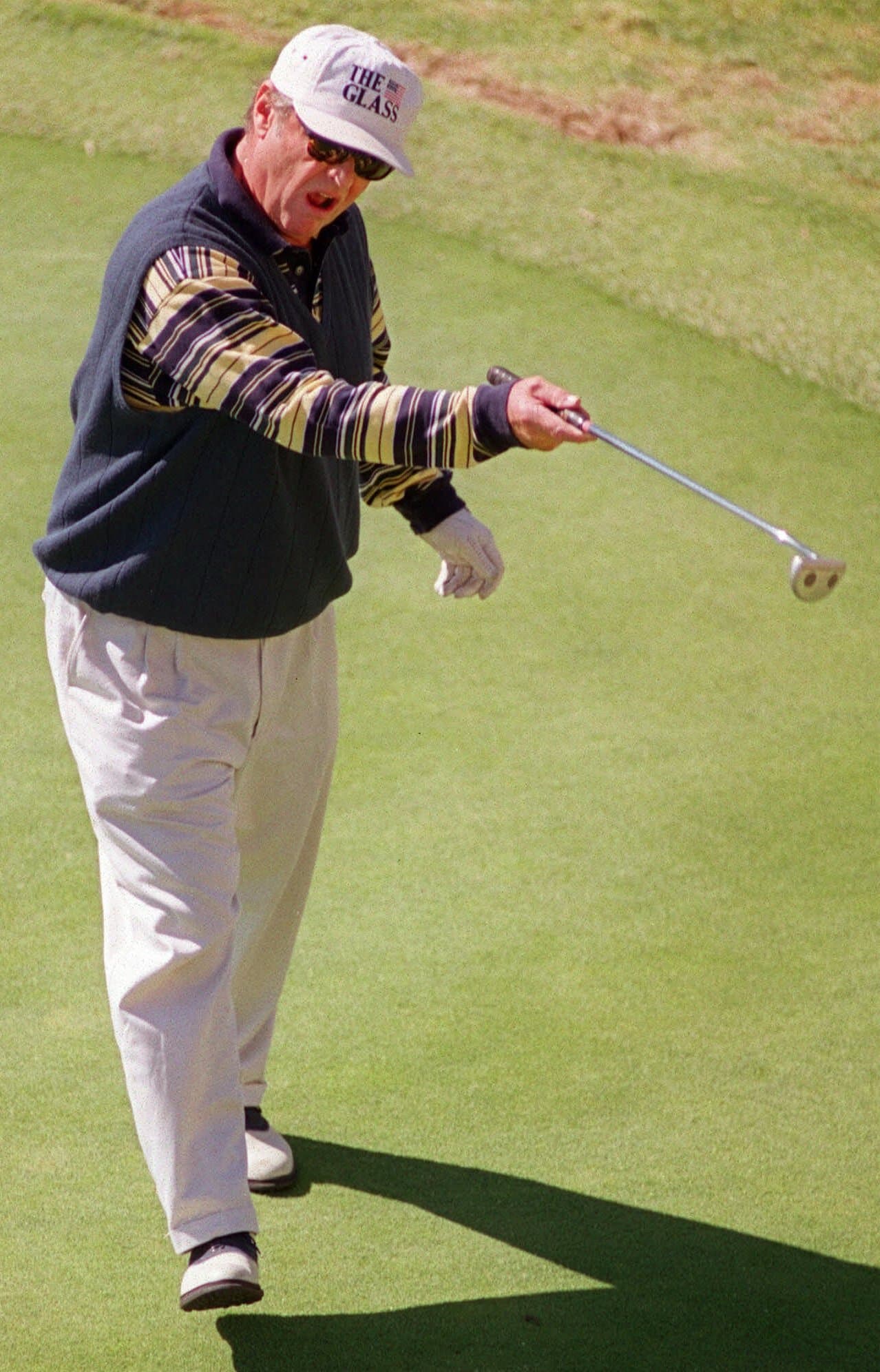 Jack Nicholson disfrutaba mucho del golf, hasta llegó a pagar una cantidad increíble por un set de palos de golf.