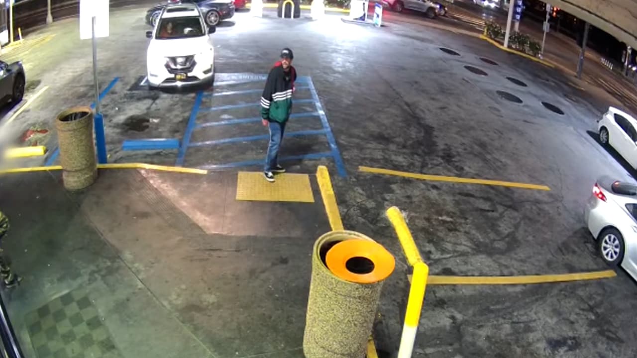 El momento en que Nick Reiner es arrestado tras ser visto en una gasolinera en California