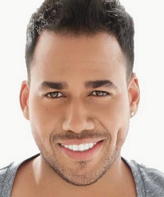 Pero volvamos a su mirada, esos lindos ojos dicen mucho de su personalidad.