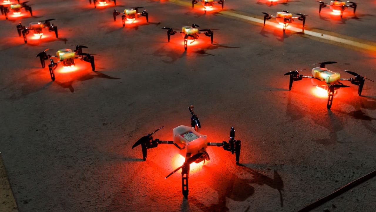 <b>Con tres récords mundiales Guinness ya en su haber,</b> los tejanos no solo se propusieron romper barreras, sino que las desafió y las superó con 
<b>un espectáculo de drones que dejó a la audiencia en completo asombro</b>.