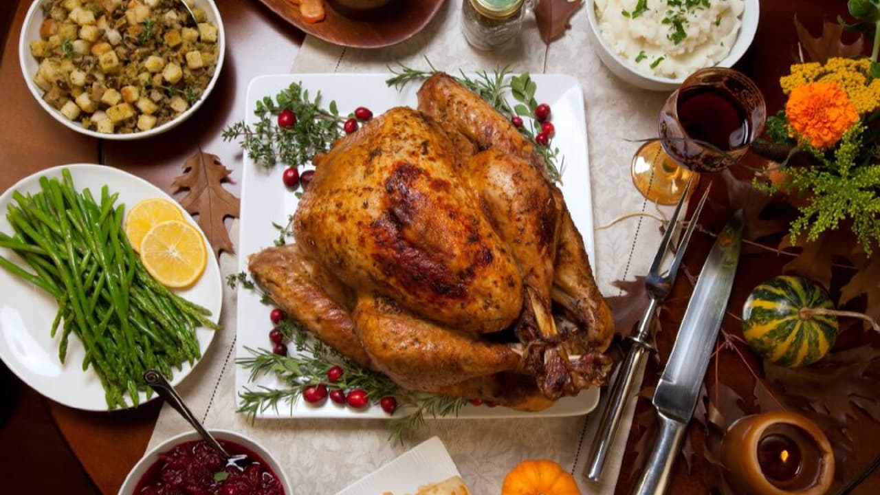 Cenas y pavos gratis para festejar Acción de Gracias en San Antonio: aquí los eventos