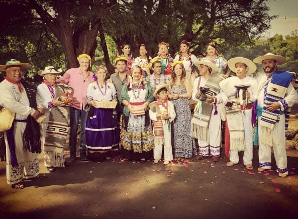 El gran equipo después de un hermoso ritual.