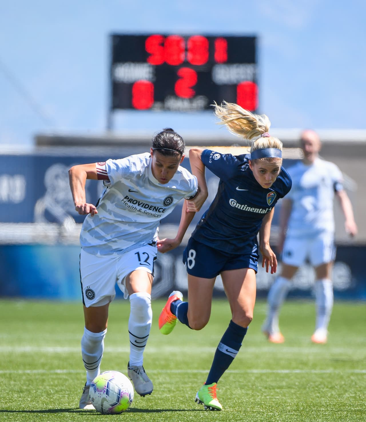 La NWSL adelantó su regreso a ligas masculinas como la liga de fútbol masculino (MLS), la Asociación Nacional de Baloncesto (NBA), y la Liga de Béisbol Profesional (MLB), quienes aún no han iniciado sus actividades debido a la pandemia del coronanavirus.