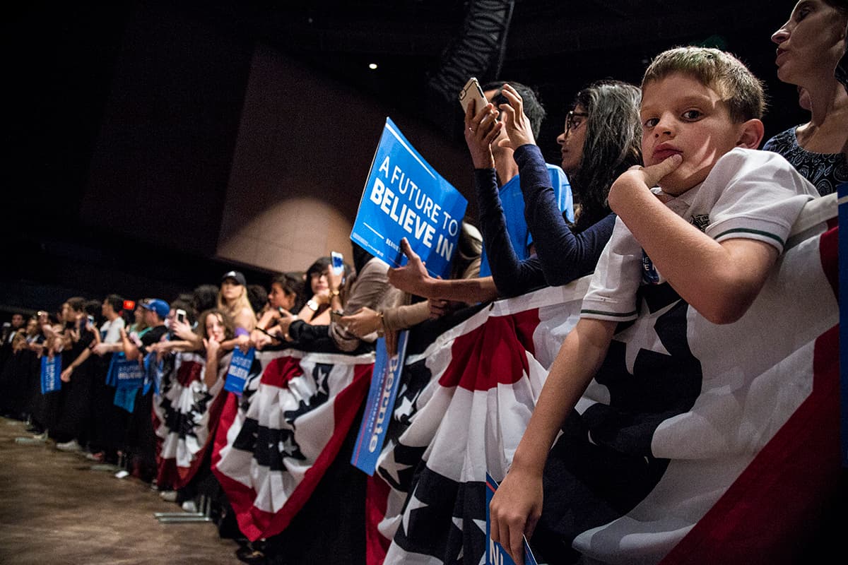 Muchos llevaron a sus hijos a ver al precandidato demócrata