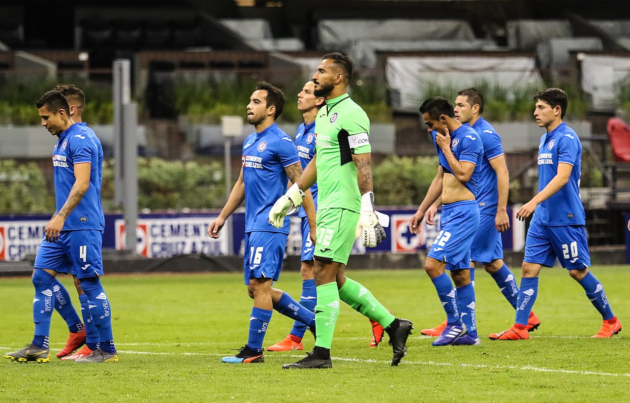 Se alarga el mal momento que atraviesa Cruz Azul y se acentúa la crisis con la derrota 1-0 ante Alebrijes por la Copa MX, torneo que ganaron la pasada edición y ahora queda eliminado, sin oportunidad de refrendar el cetro.