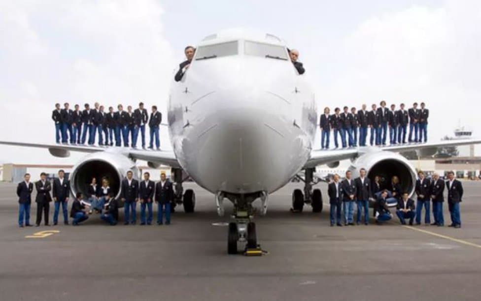 El avión del equipo fue parte de la imagen que se tomó para el Clausura 2006.