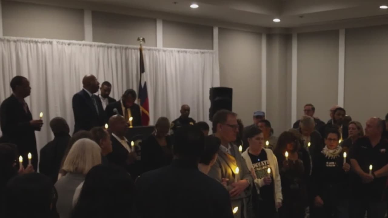 Vigilia en el sureste de Texas para exigir justicia por el accionar de ICE tras muerte de una mujer