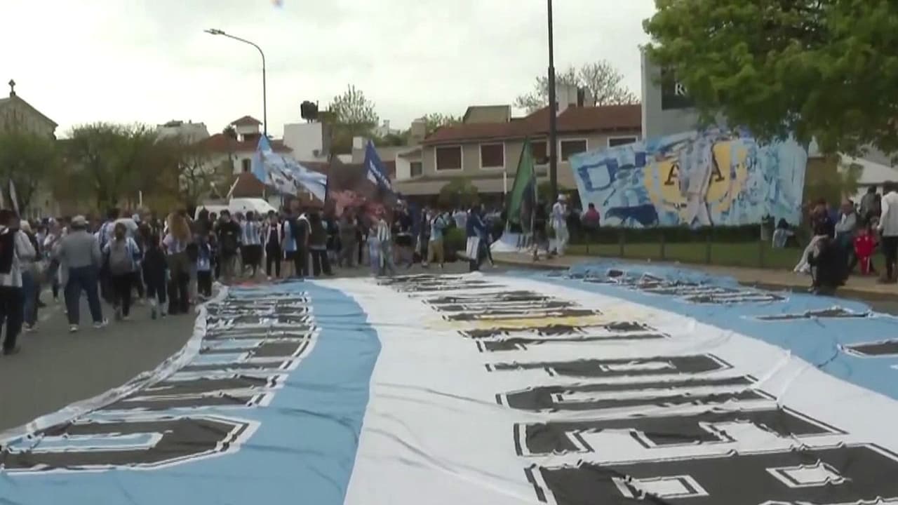 Euforia en Buenos Aires: Miles esperan en el Estadio Monumental para el histórico último partido de Messi con Argentina