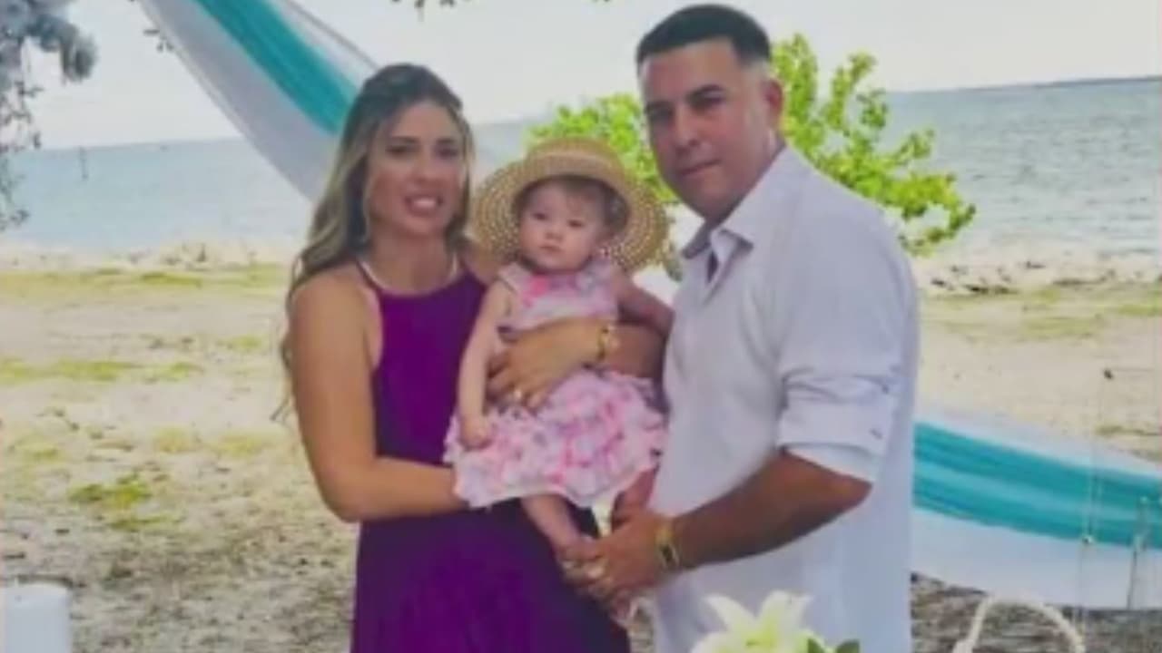 <b>"Éramos muy felices" </b>recordó Heidy Sánchez en entrevista con AP. Hoy, sin su esposo y su hija, siente que 
<b><a href="https://www.univision.com/local/tampa-wvea/denuncian-deportacion-sin-proceso-de-madre-cubana-con-hija-enferma-en-florida-fotos" target="_blank">su mundo "se cayó, se derrumbó, mi vida se acabó”</a></b>. La madre cubana 
<b>no pensaba en la deportación</b>, pues además de estar casada con un ciudadano estadounidense, ya tenía en proceso el recurso de reclamación familiar, para su residencia en Estados Unidos.