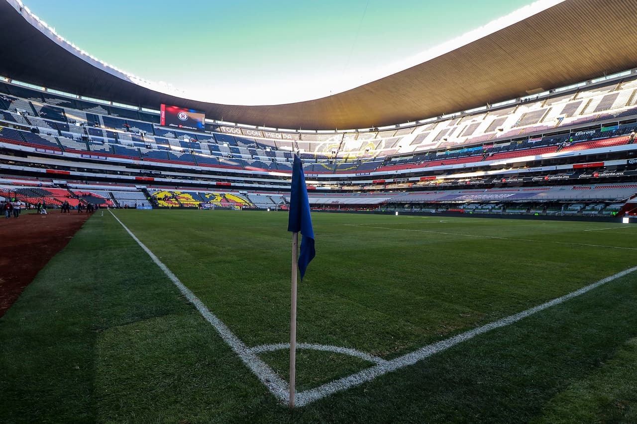 Así lució el estadio Azteca previo a que el público tuviera acceso. La cancha del 'Coloso de Santa Úrsula' comienza a presentar una mejoría notable.