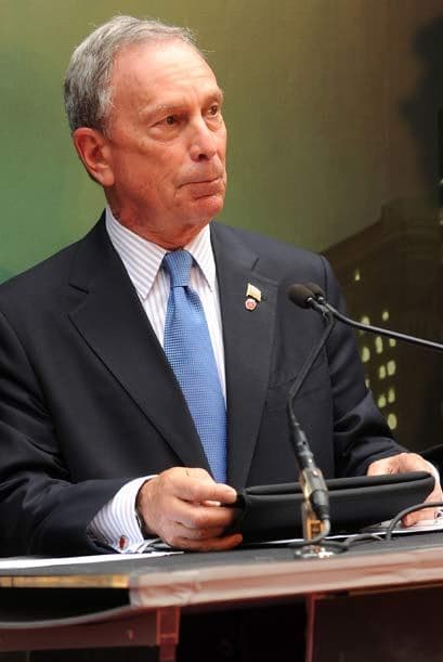 Michael Bloomberg, alcalde de Nueva York, también se mostró interesado en participar en esta promesa de donar.