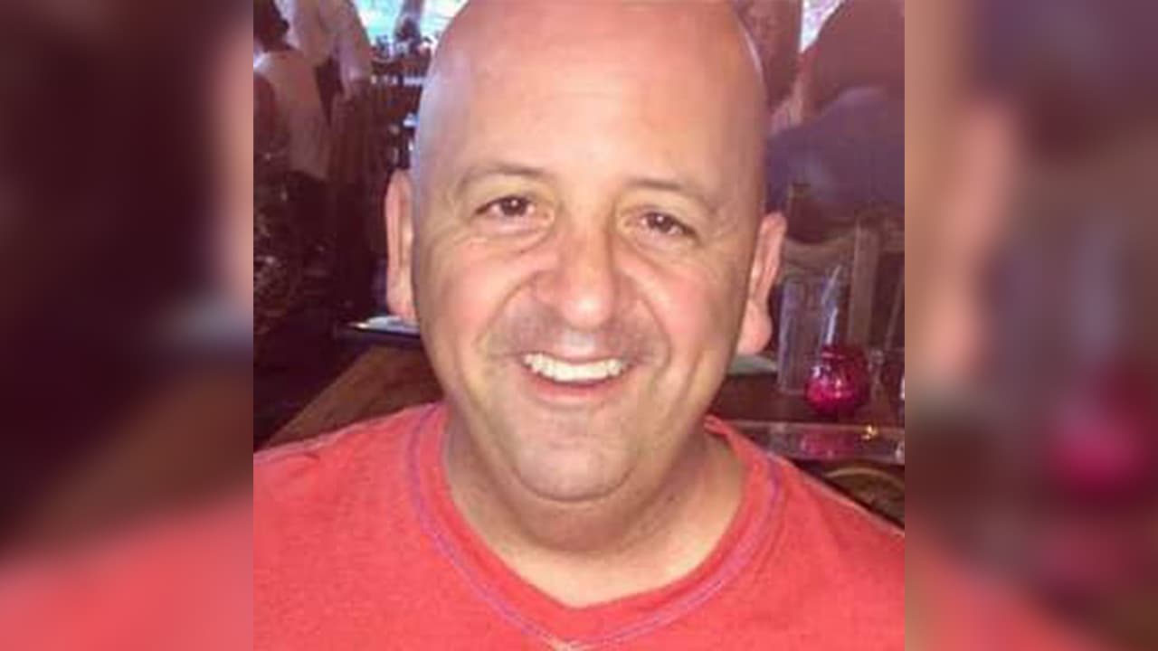 Muere Jerry Flores, oficial de policía que en el 2018 sufrió un accidente en un carro de golf