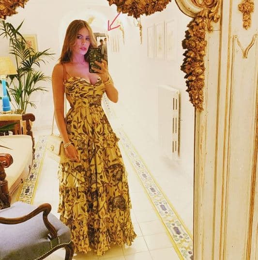 A través de 
<b><a href="https://www.instagram.com/sofiavergara/" target="_blank">su perfil en Instagram</a></b>, la empresaria y actriz colombiana ha compartido diversas imágenes de su estancia en Europa.