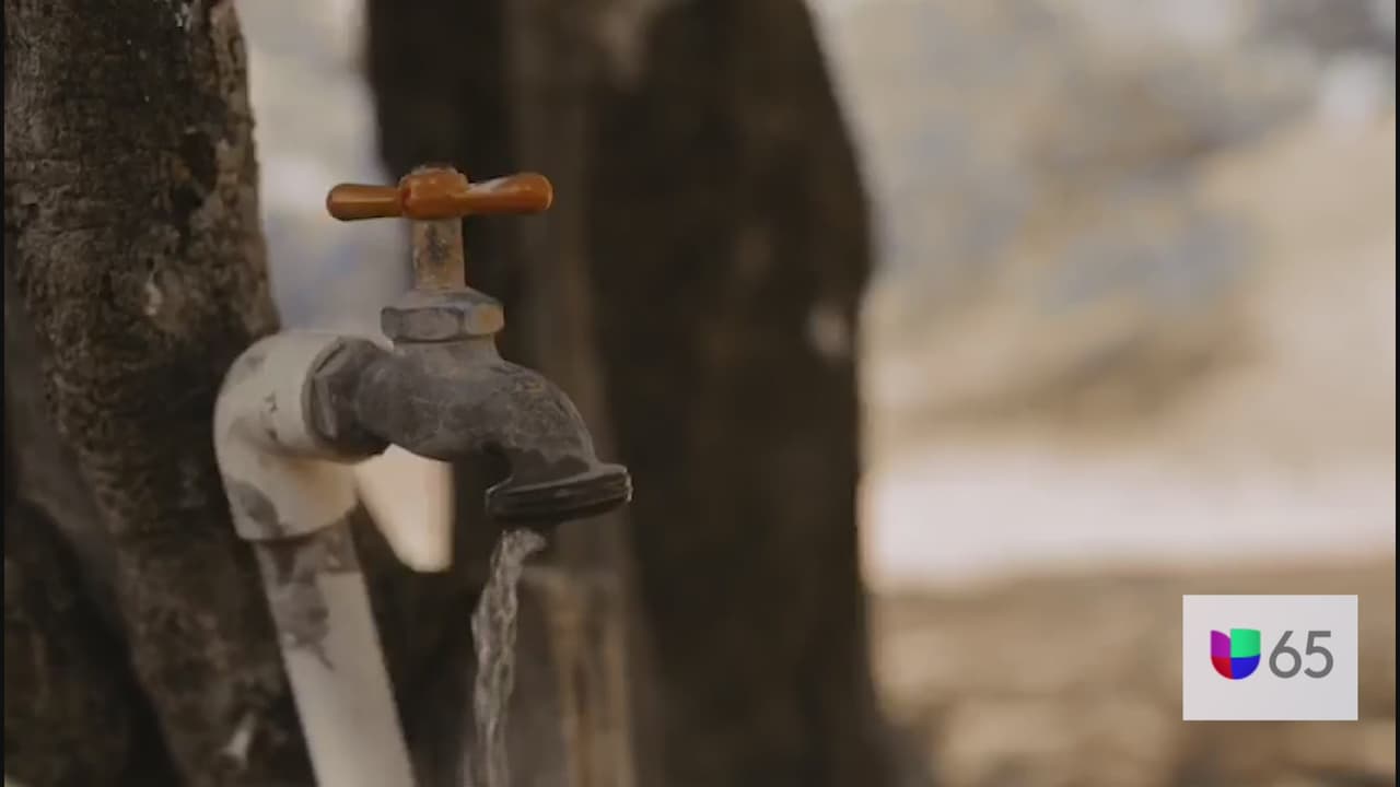 <b>Agua</b>: El agua potable se volvería más segura como parte de una inversión de $ 55 mil millones en todo el país en proyectos como la eliminación de líneas y tuberías de servicio de plomo y la limpieza de contaminantes artificiales.