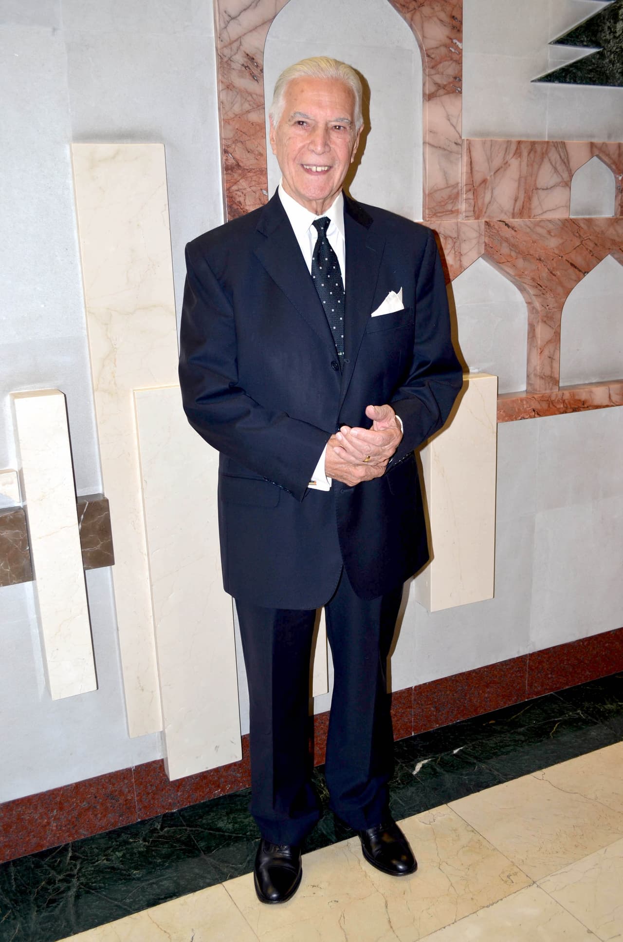 'Por un beso' (2000), 'Carita de ángel' (2000), 'La Intrusa' (2001), 'Cómplices al rescate' (2002), 'Apuesta por un amor' (2004), 'Destilando amor' (2007), 'Al diablo con los guapos' (2007), 'Mañana es para siempre' (2008) fueron otras de los melodramas en los que dejó huella.