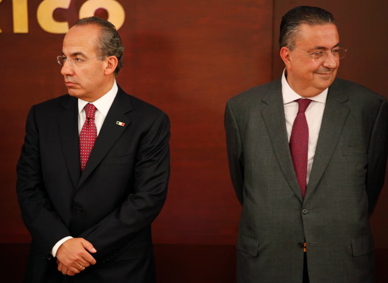 José Gómez Mont es hermano de Francisco Gómez Mont (der.), quien fue secretario de Gobernación en México durante el gobierno de Felipe Calderón.
<br>