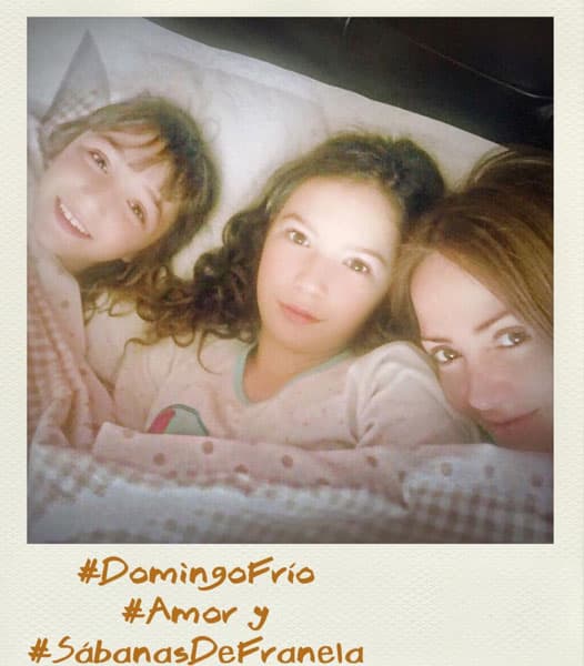 Mía y Nina, quienes ya debutaron en teatro en la obra 'Anita la huerfanita' y han seguido actuando en películas, series y obras de teatro.