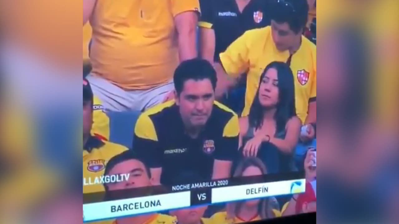 Insólita defensa de hombre pillado siendo infiel en 'Kiss Cam'

