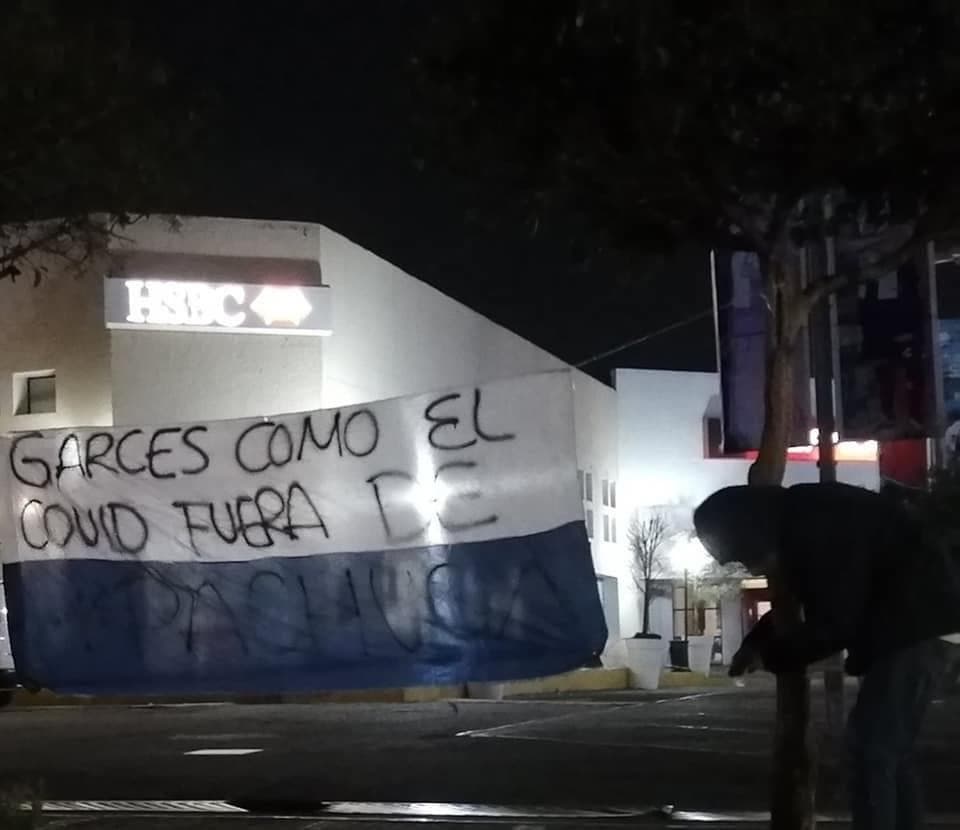 Mantas alrededor del Estadio Hidalgo piden cambio a la directiva, pues se encuentran en último lugar de la tabla de la Liga MX. Ya es la fecha 6 del torneo Clausura 2021 y los 'Tuzos' no han visto la victoria, acumulan 2 puntos de los 18 posibles y sólo tienen dos goles anotados.
