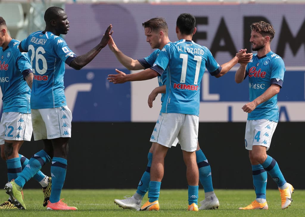 Con goles de Mertens e Insigne, los del Napoli se imponen ante el Parma. El mexicano Hirving Lozano tuvo participación importnate en el partido; jugó 83 minutos en la primera fecha de la Serie A.