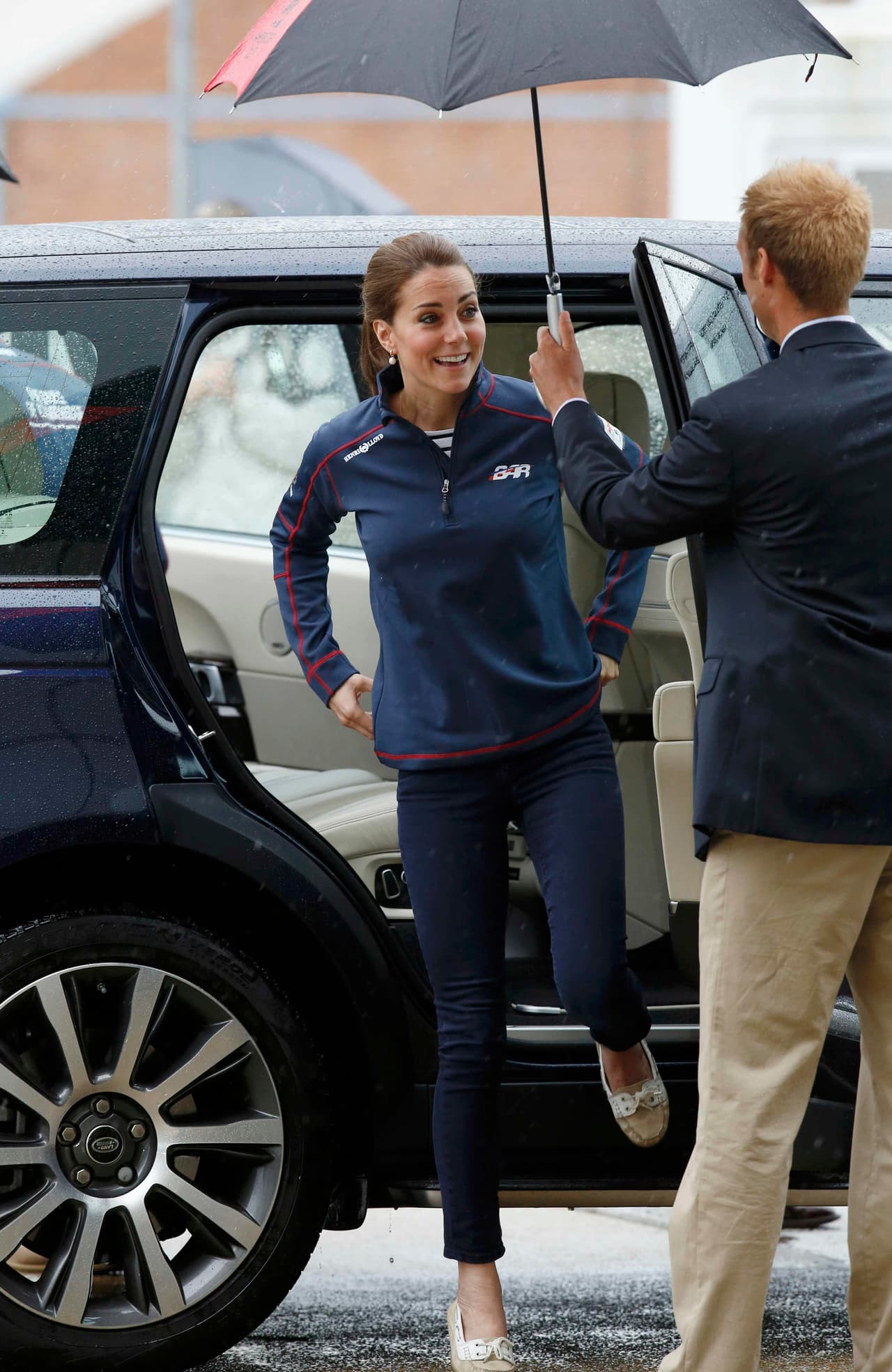 Kate lució perfecta en unos jeans súper ajustados.